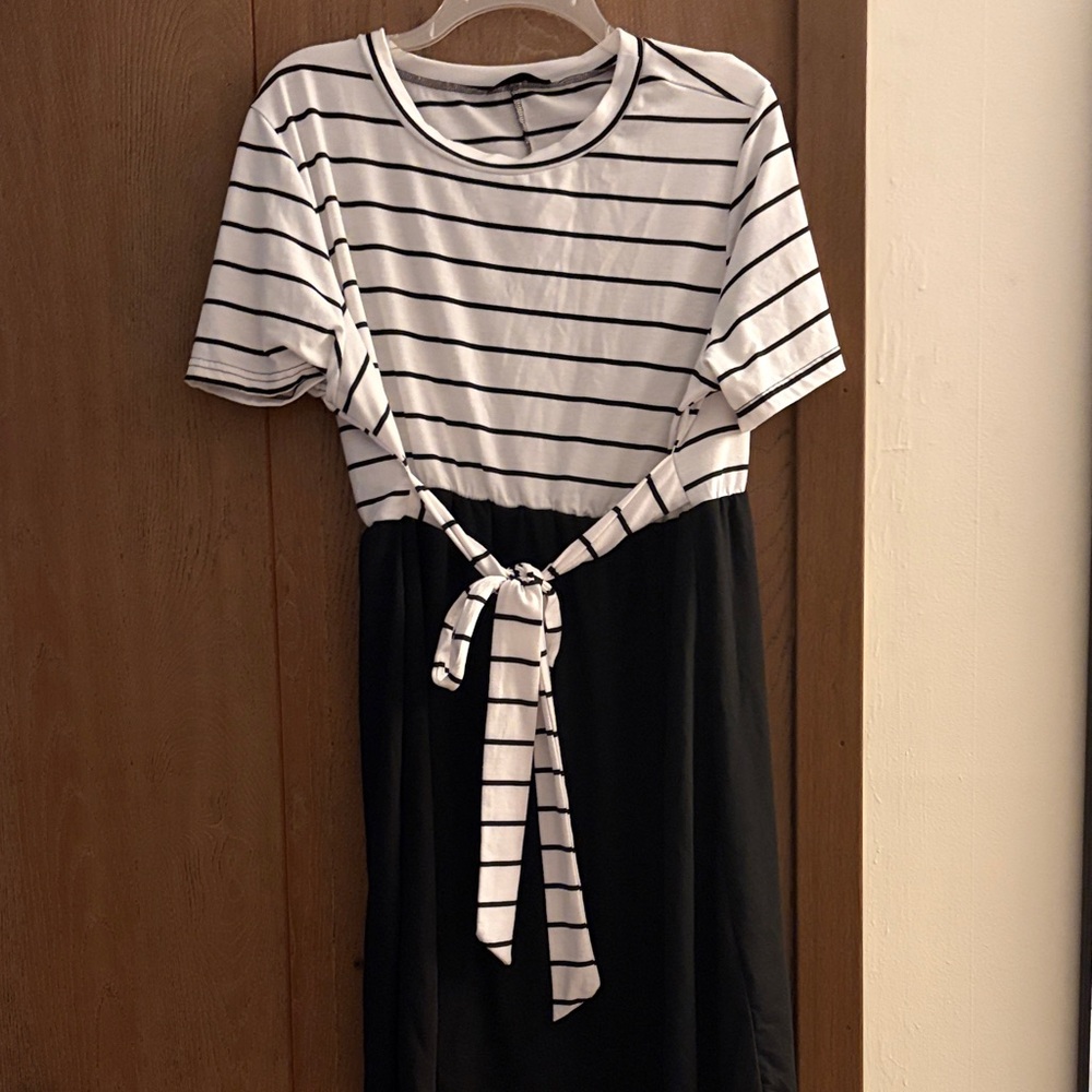 SHEIN Black and White Striped Tie-Waist Midi Dress
